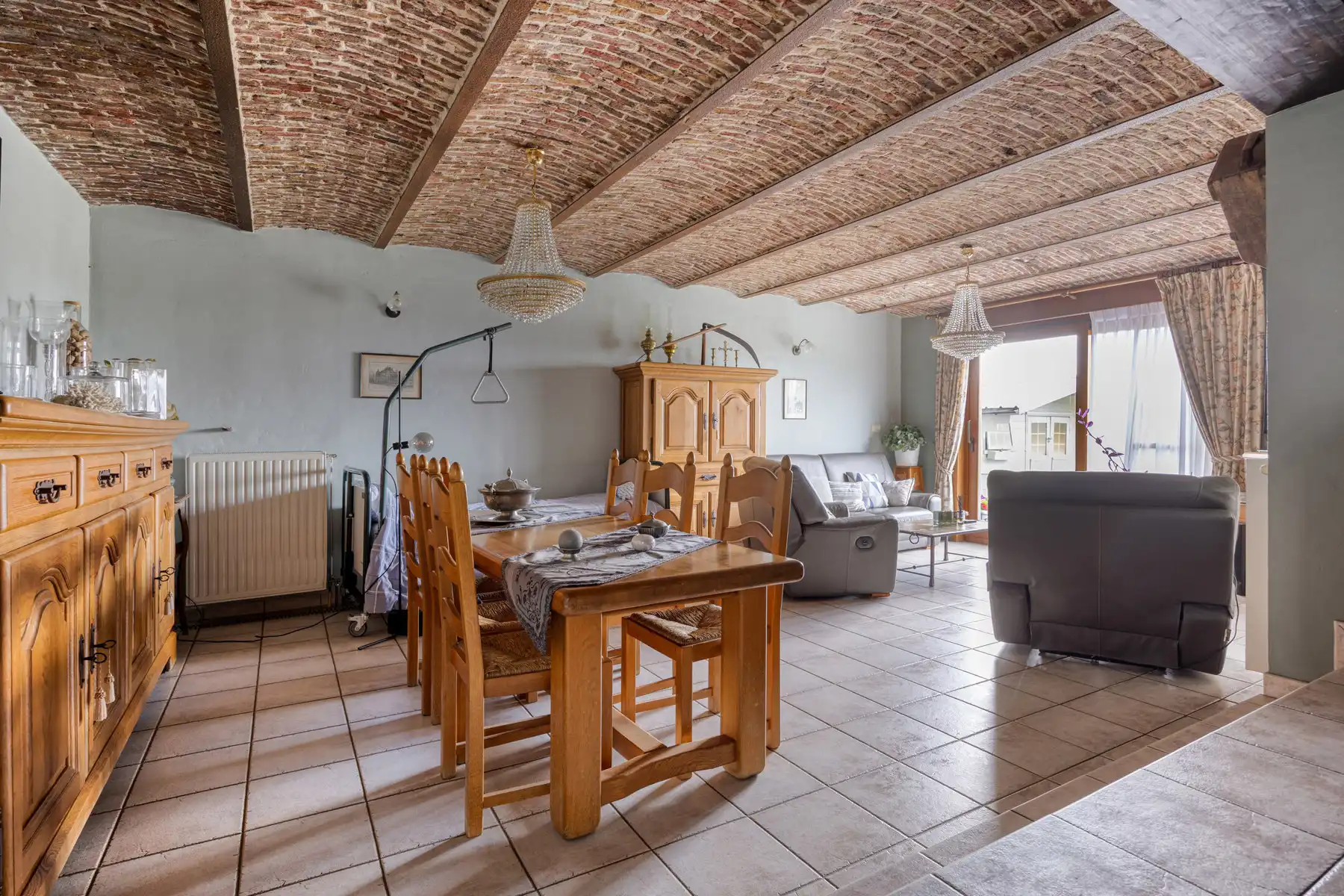 Karaktervolle woning met 3 slaapkamers en grote tuin foto 16