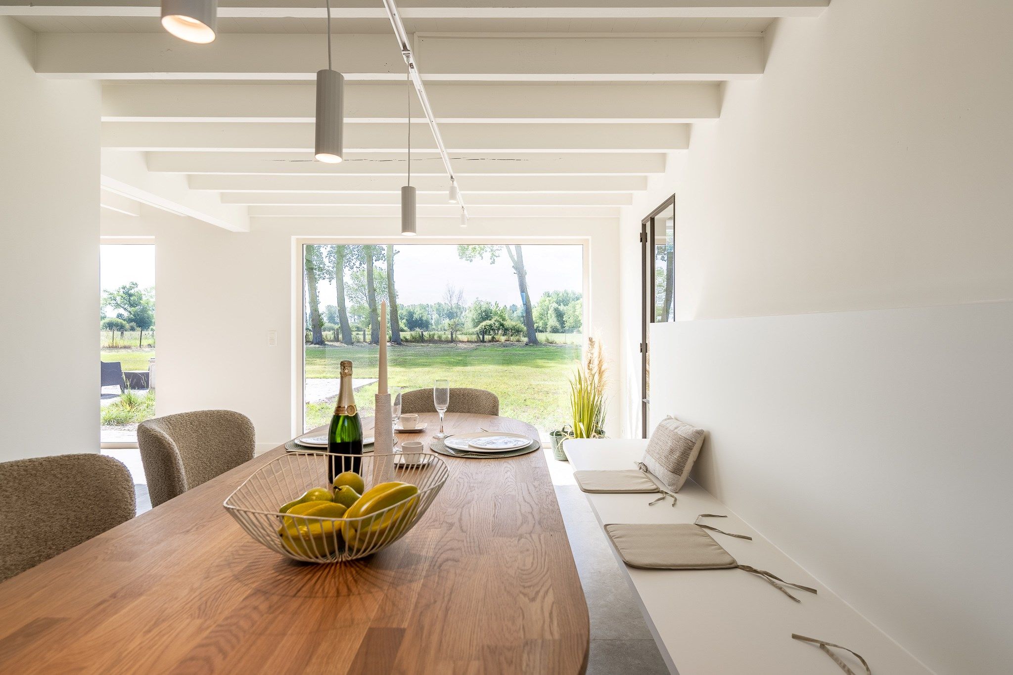 Prachtig vernieuwde eigendom op 2645 m² te Lissewege foto 11