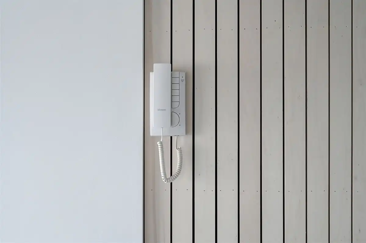 Top gerenoveerd gelijkvloersappartement foto 11