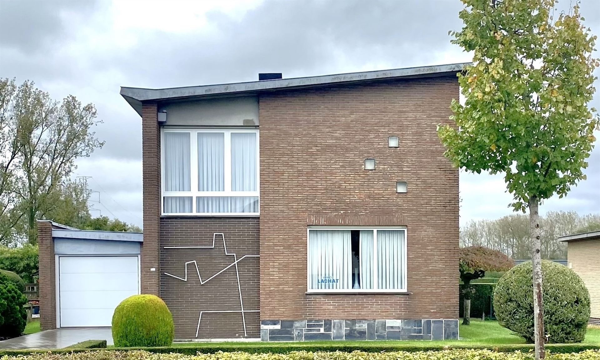 Karaktervolle woning met prachtige grote tuin foto 3