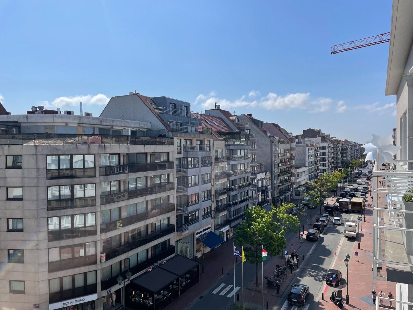 Verzorgd en vernieuwd ongemeubeld appartement met balkon in de Lippenslaan te Knokke foto 20