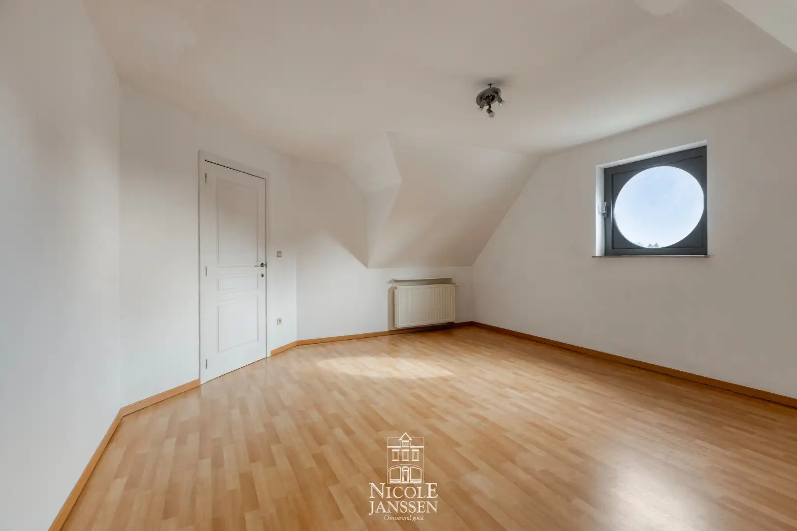 Zeer ruim appartement foto 28