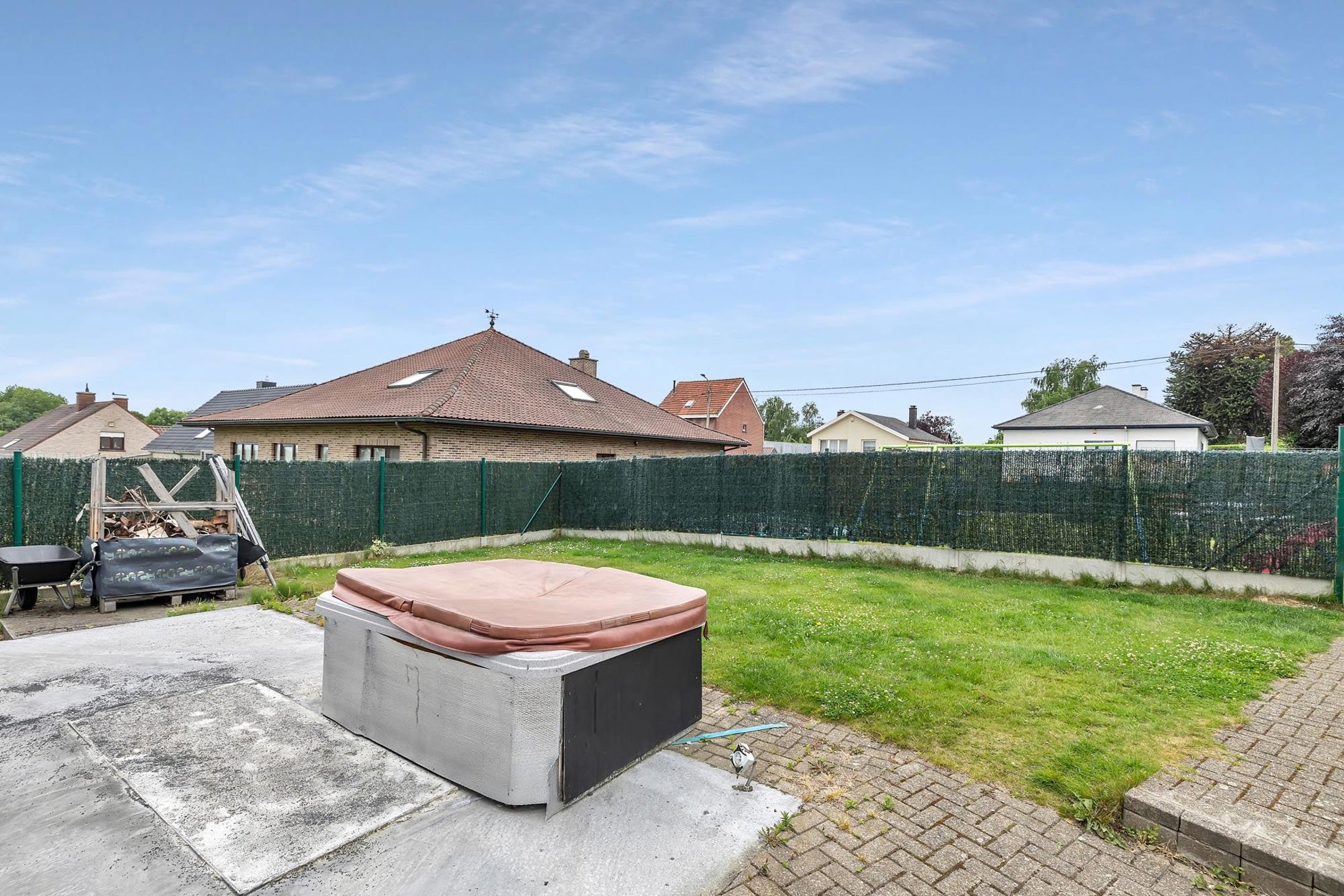 Charmante te renoveren 3-gevel te Dilbeek foto 17