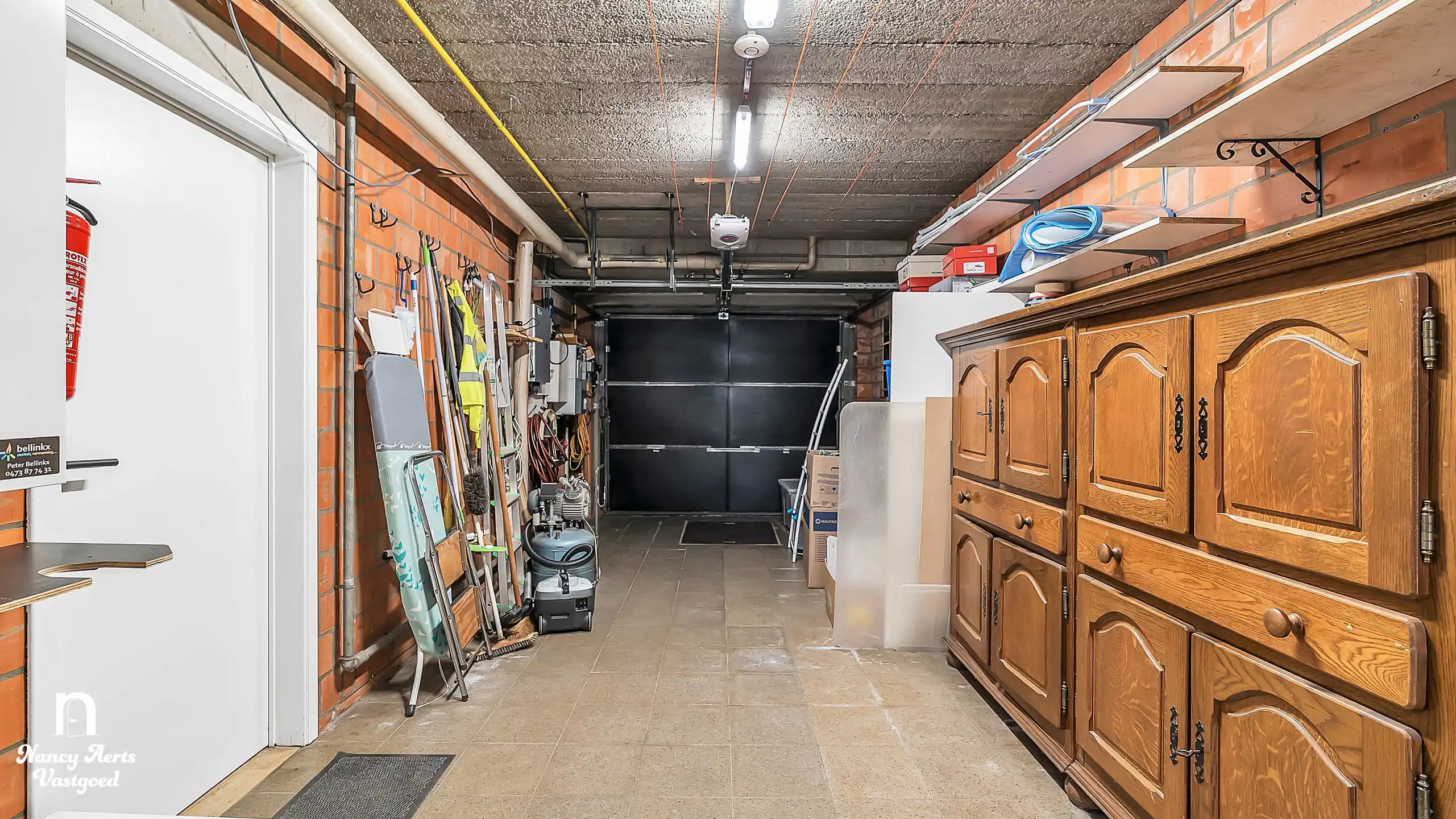 Halfopen gezinswoning met 3 slaapkamers en zonnige tuin foto 25
