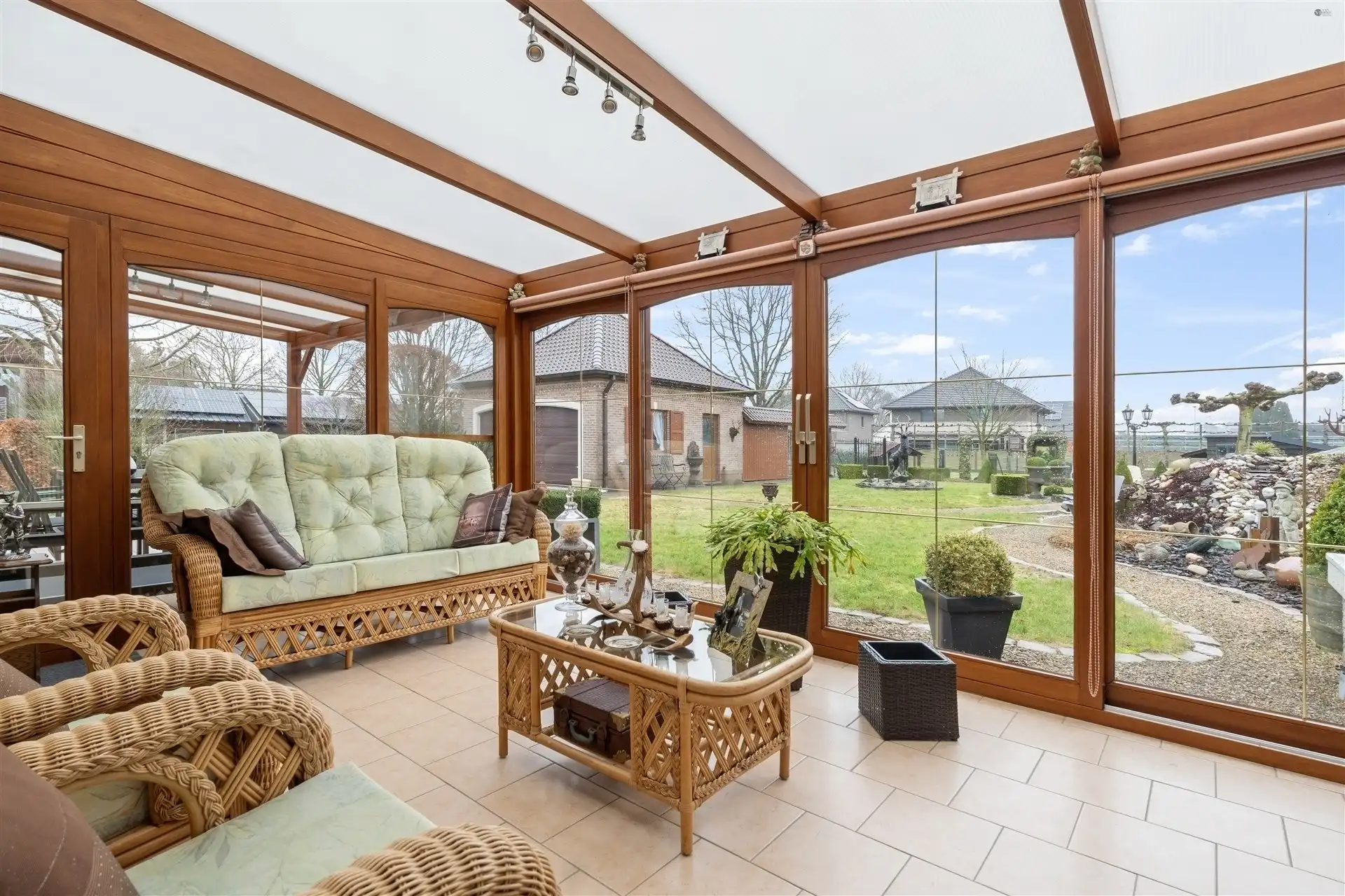 Gelijkvloers, verzorgde en solide woning  foto 6