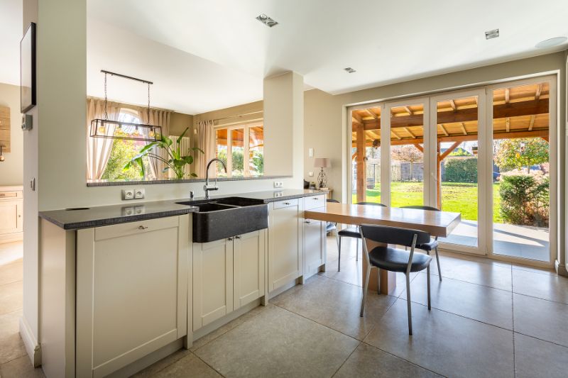 Luxueus afgewerkte villa met een zee van ruimte + bijgebouw , toplocatie! foto 14