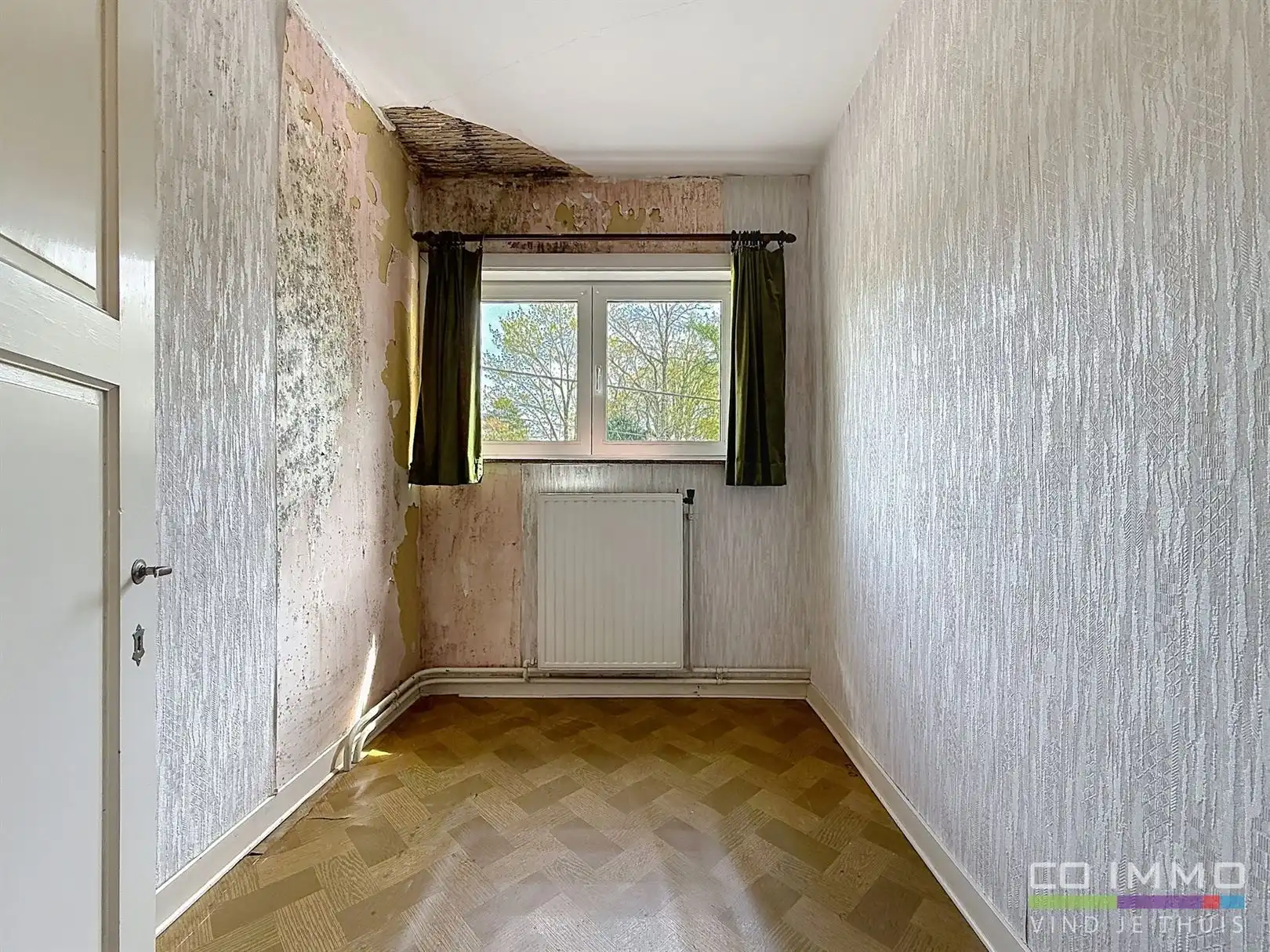 Karaktervolle woning, 4 slpks op een perceel van > 1 hectare foto 24