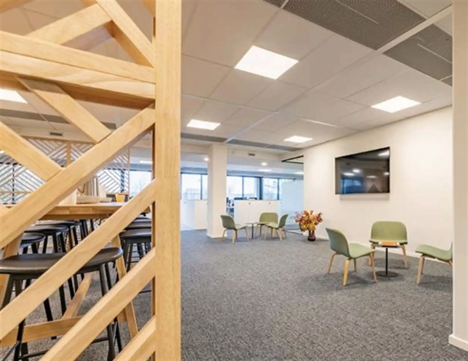 THE OFFICE: kantoren nabij Klaverblad (E17/E40)  foto 6