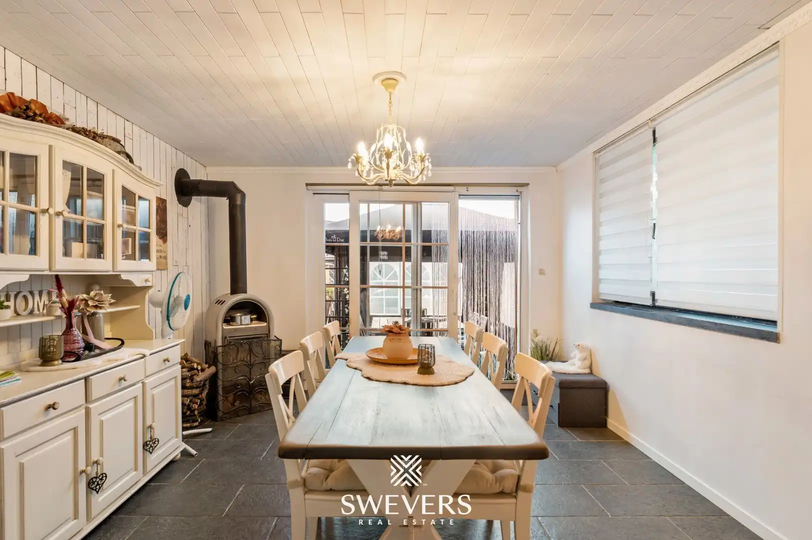 Gezinswoning met vier slaapkamers op ruim perceel in groene omgeving van Heusden-Zolder foto 6