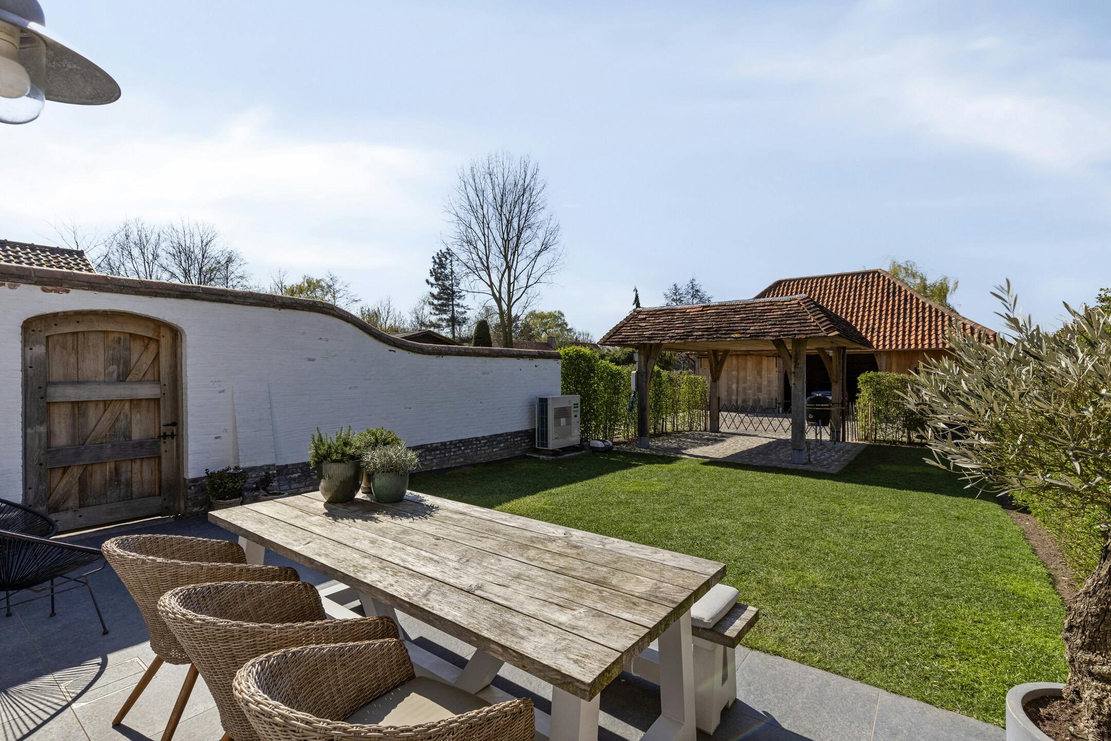 Exclusief, uiterst ruim halfopen huis te Kleit (Maldegem) foto 4