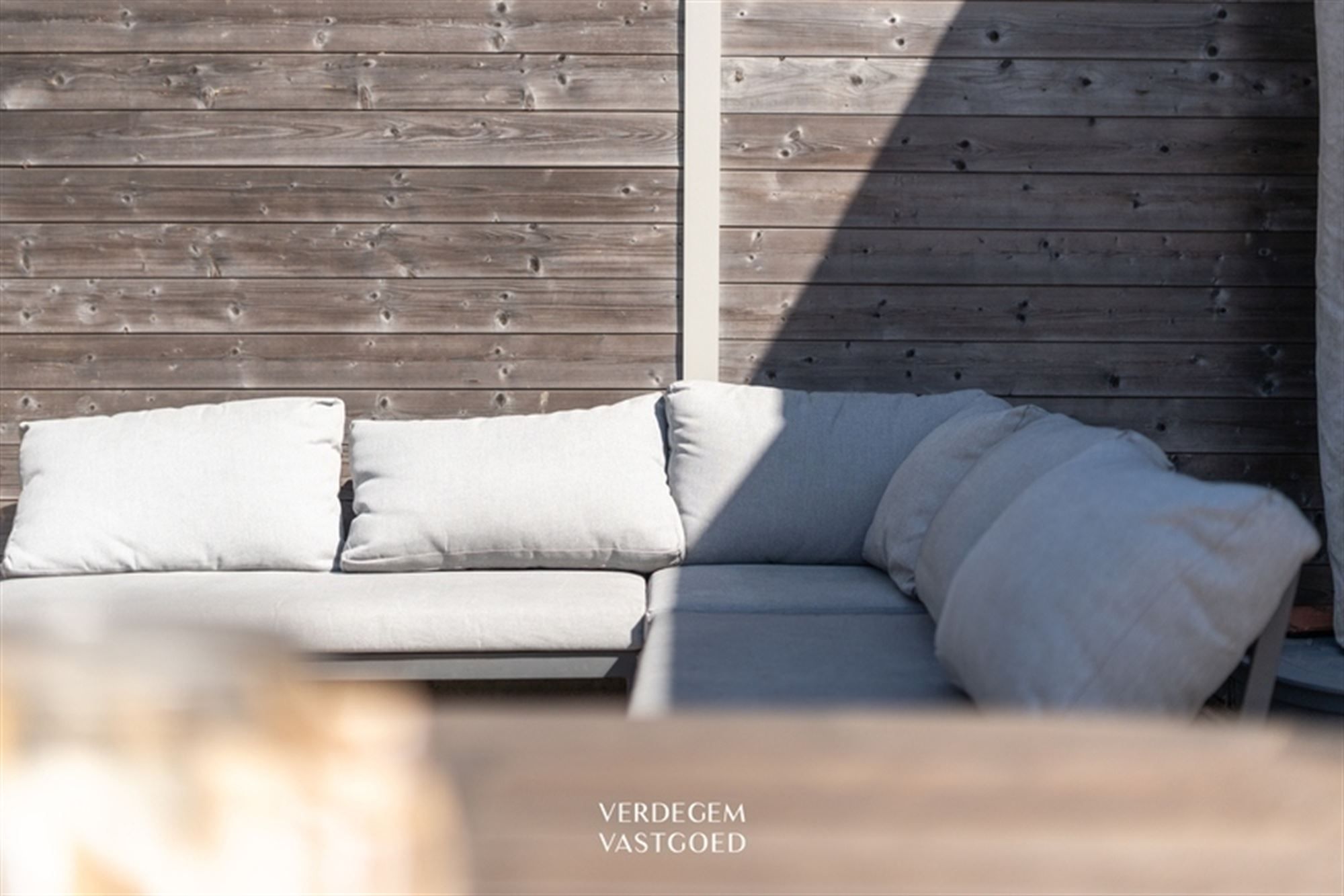 Ultragezellige en instapklare woning in het hart van Wippelgem foto 25
