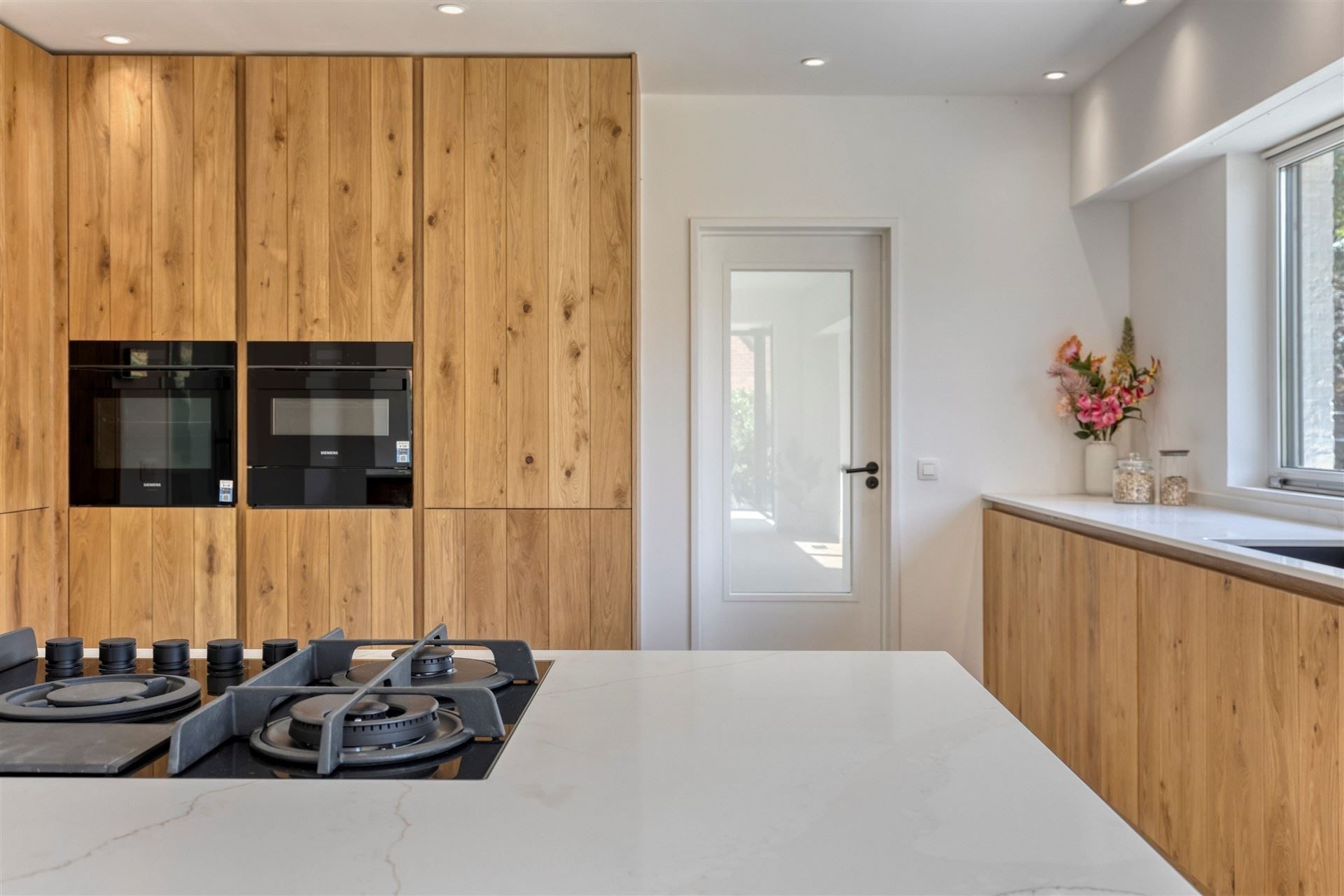 Top-notch gerenoveerde villa met 4 slaapkamers en 3 badkamers op 705m² met zuidtuin foto 16