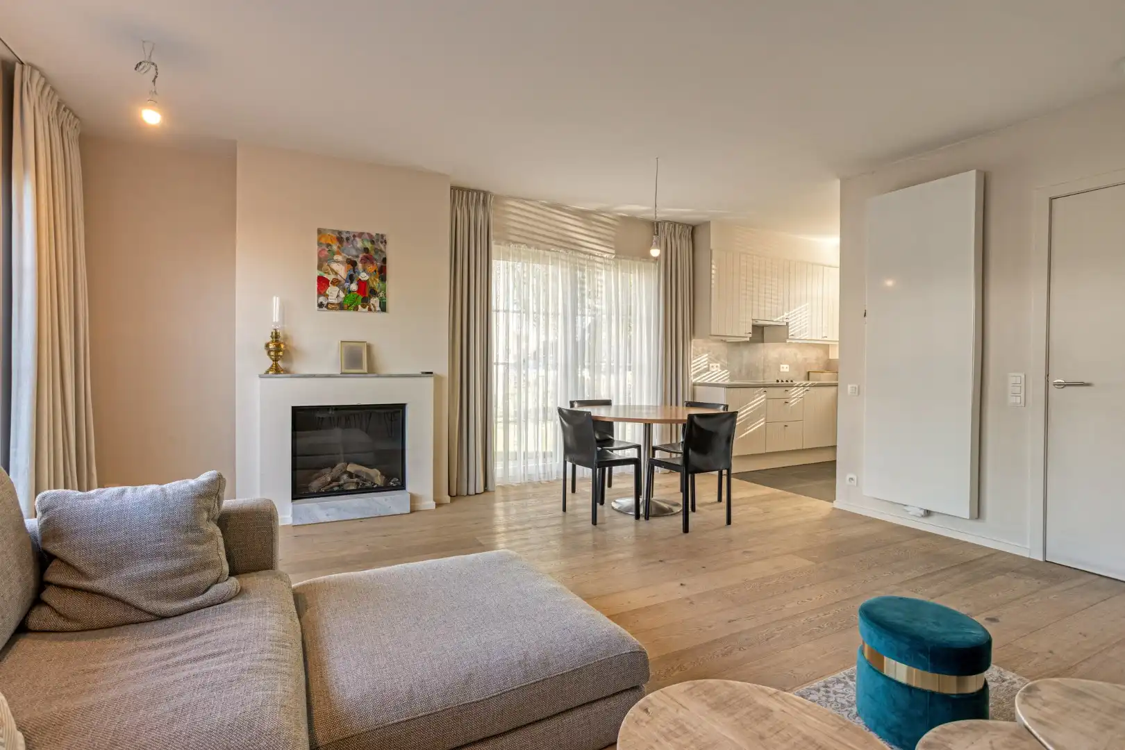 Recente halfopen woning met 4 slaapkamers en garage! foto 6