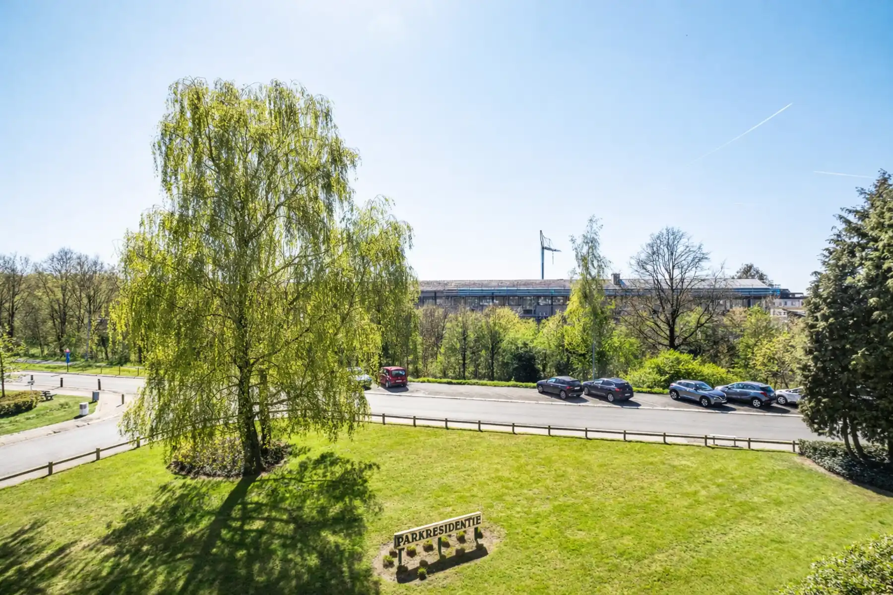 Ruim 3-slaapkamerappartement met potentieel foto 2