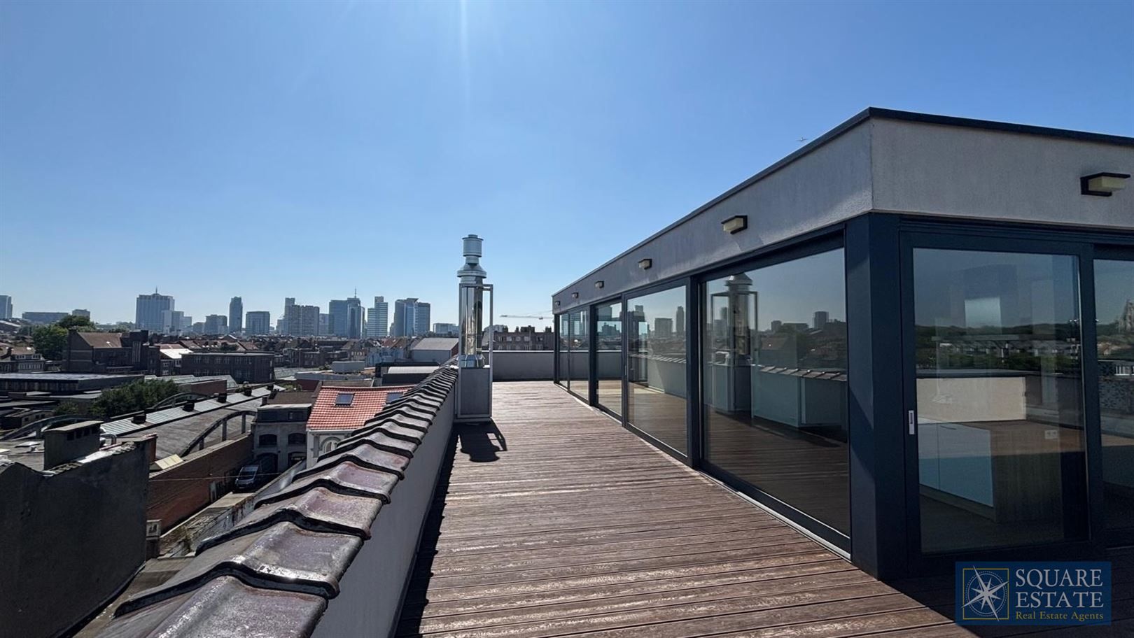 Prachtig penthouse met panoramisch uitzicht foto 2