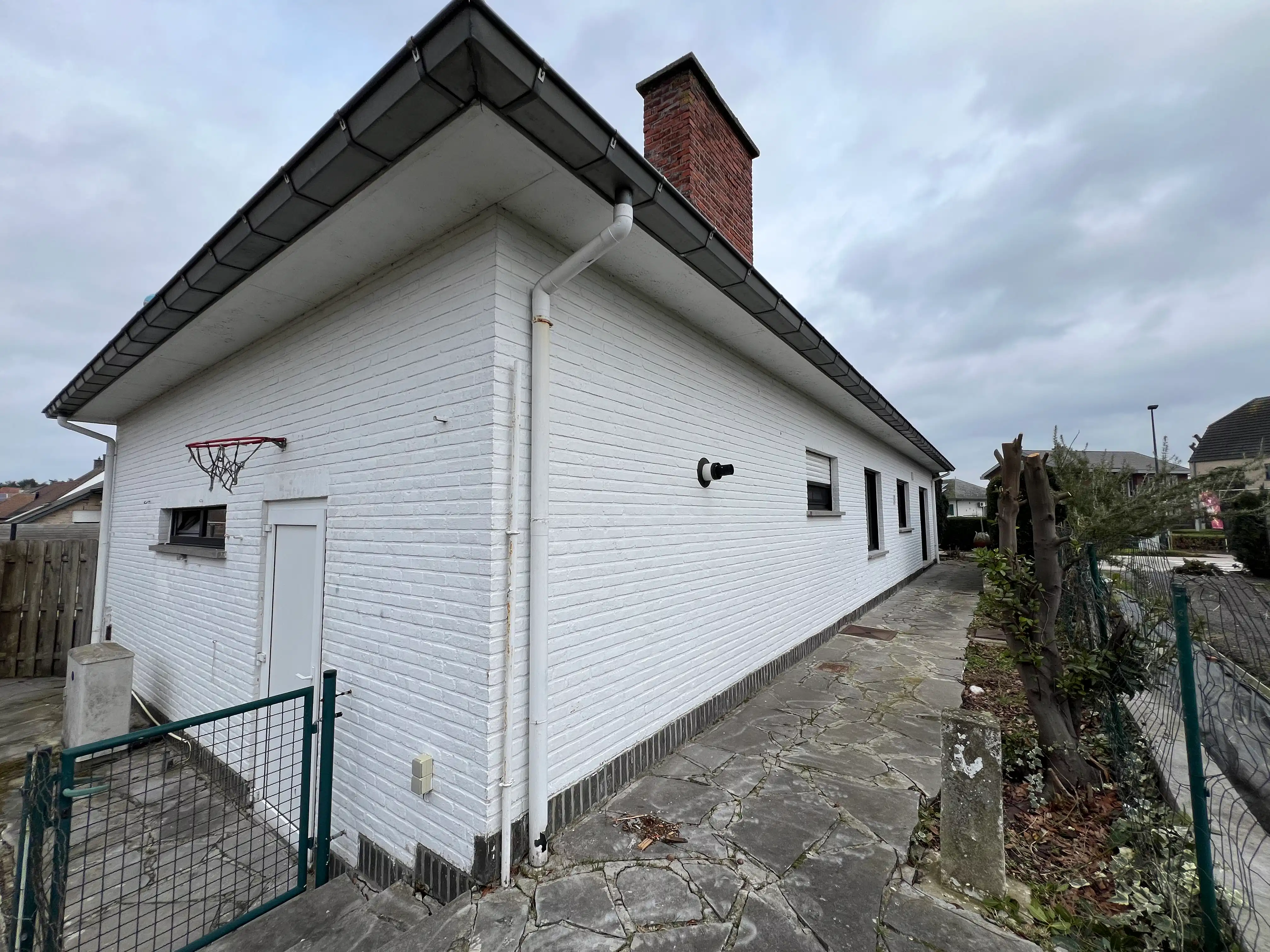 Gerenoveerde laagbouwvilla met 3 slaapkamers foto 11