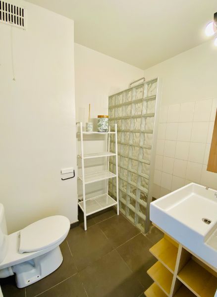 CENTRUM GENT, KNUSSE GEMEUBELDE INSTAPKLARE STUDIO foto 11