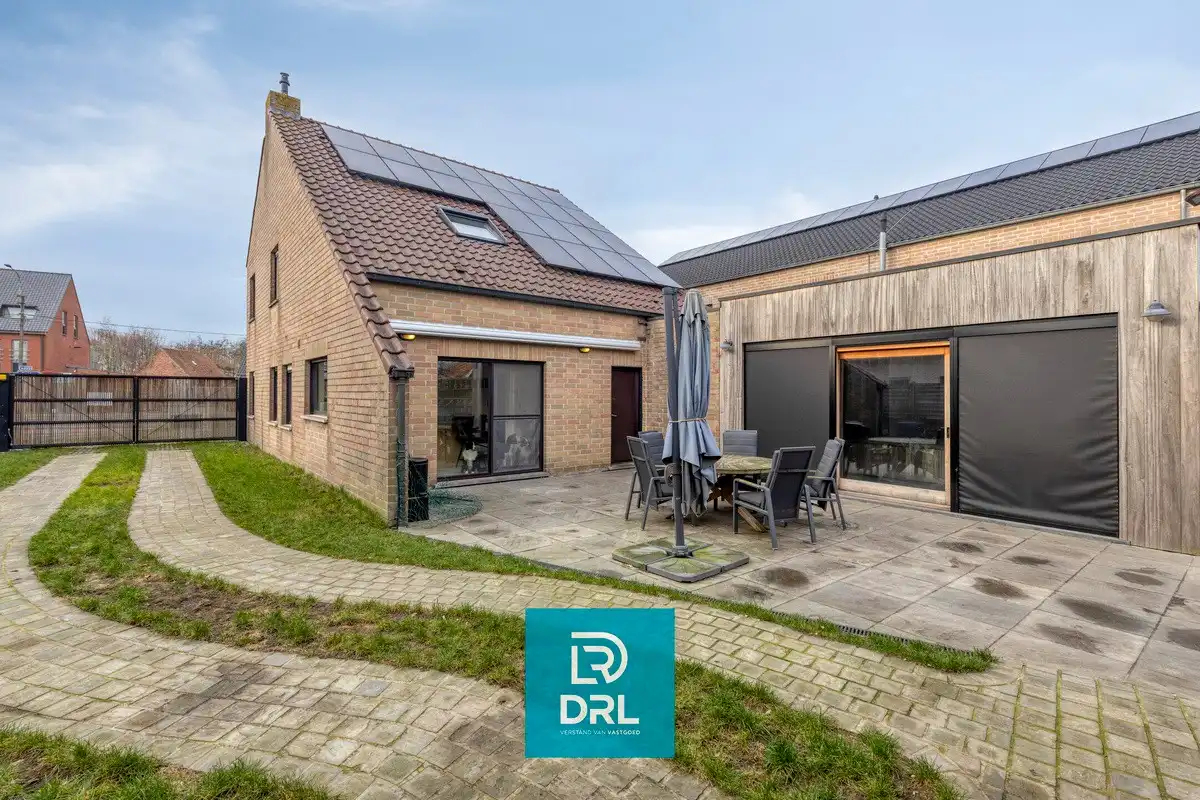 Uniek handelshuis met instapklare woning en binnenzwembad foto 13