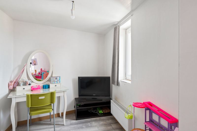 Instapklare woning met 4 slaapkamers en zonnige tuin foto 17