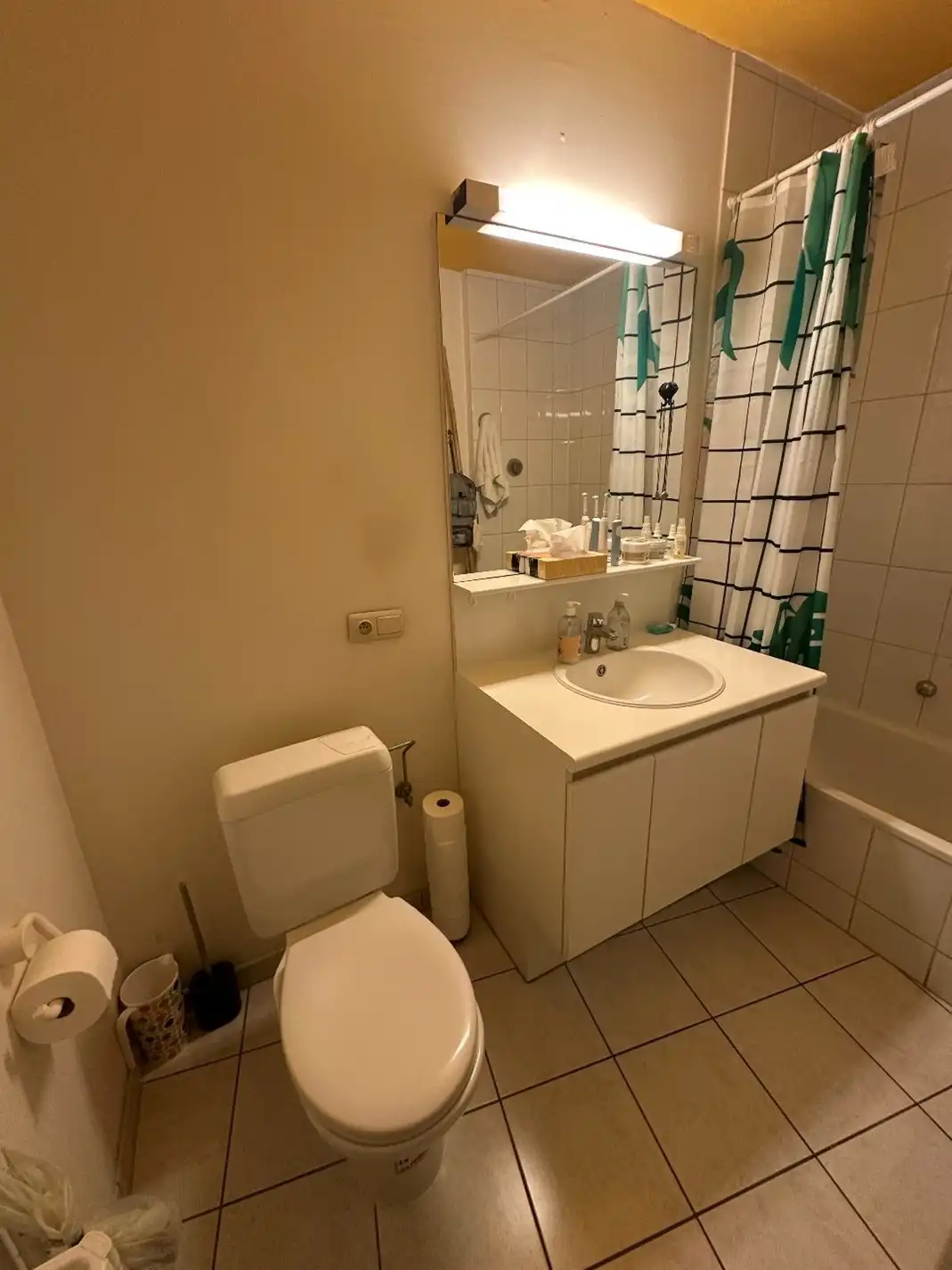 Appartement met staanplaats nabij Gravensteen! foto 5