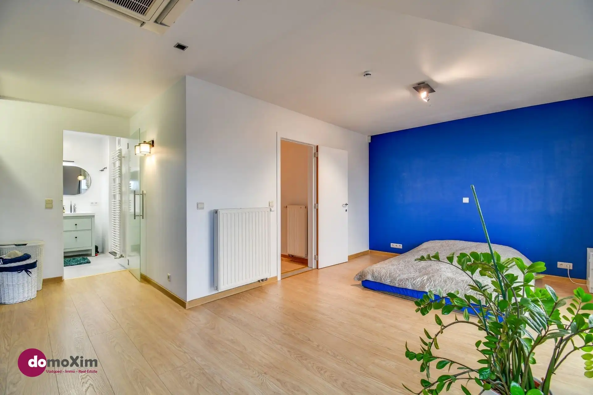 Ruim 3-slaapkamer appartement met 2 terrassen en garagebox in Vilvoorde foto 13