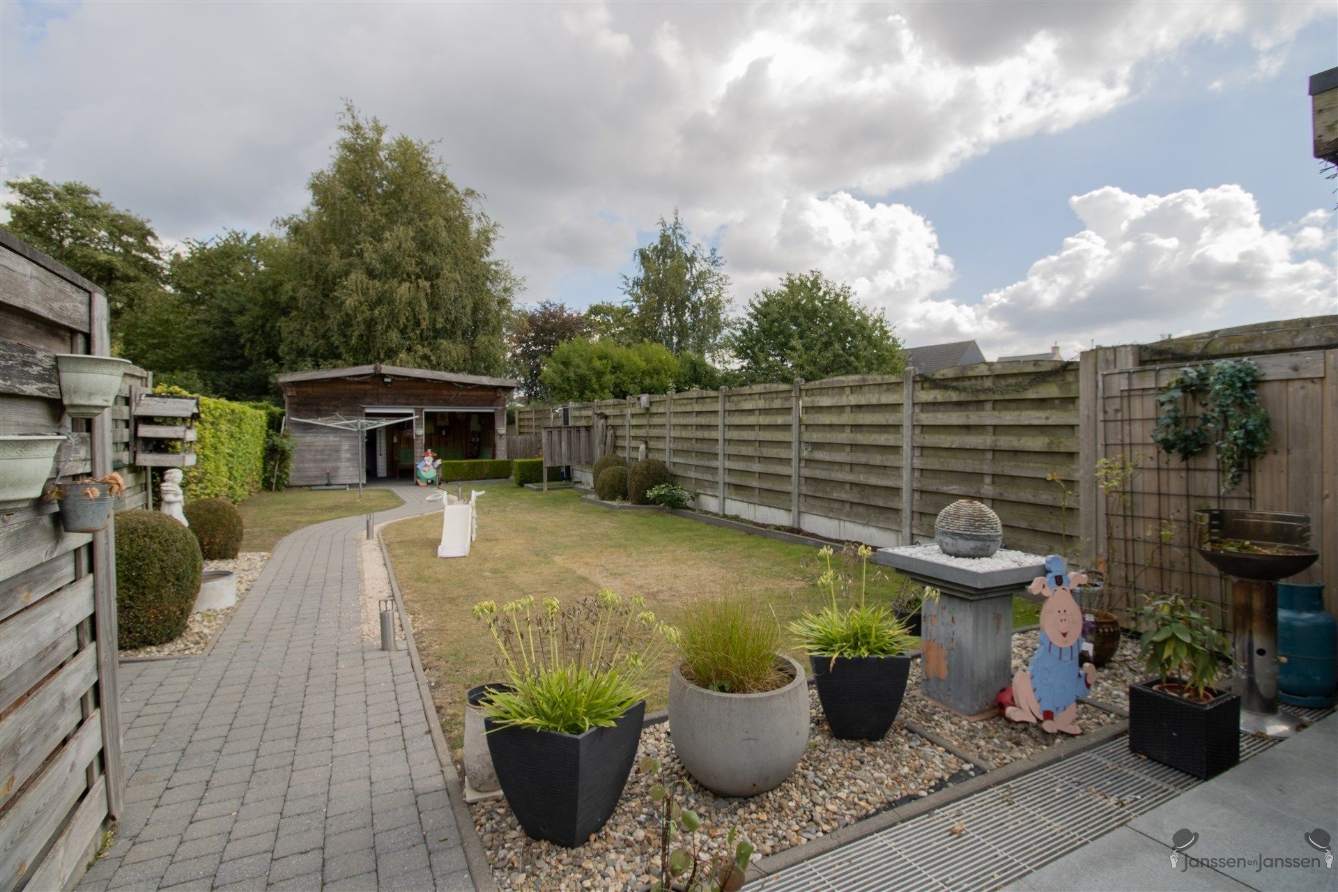 Rustig gelegen halfopen bebouwing op 510 m² foto 16