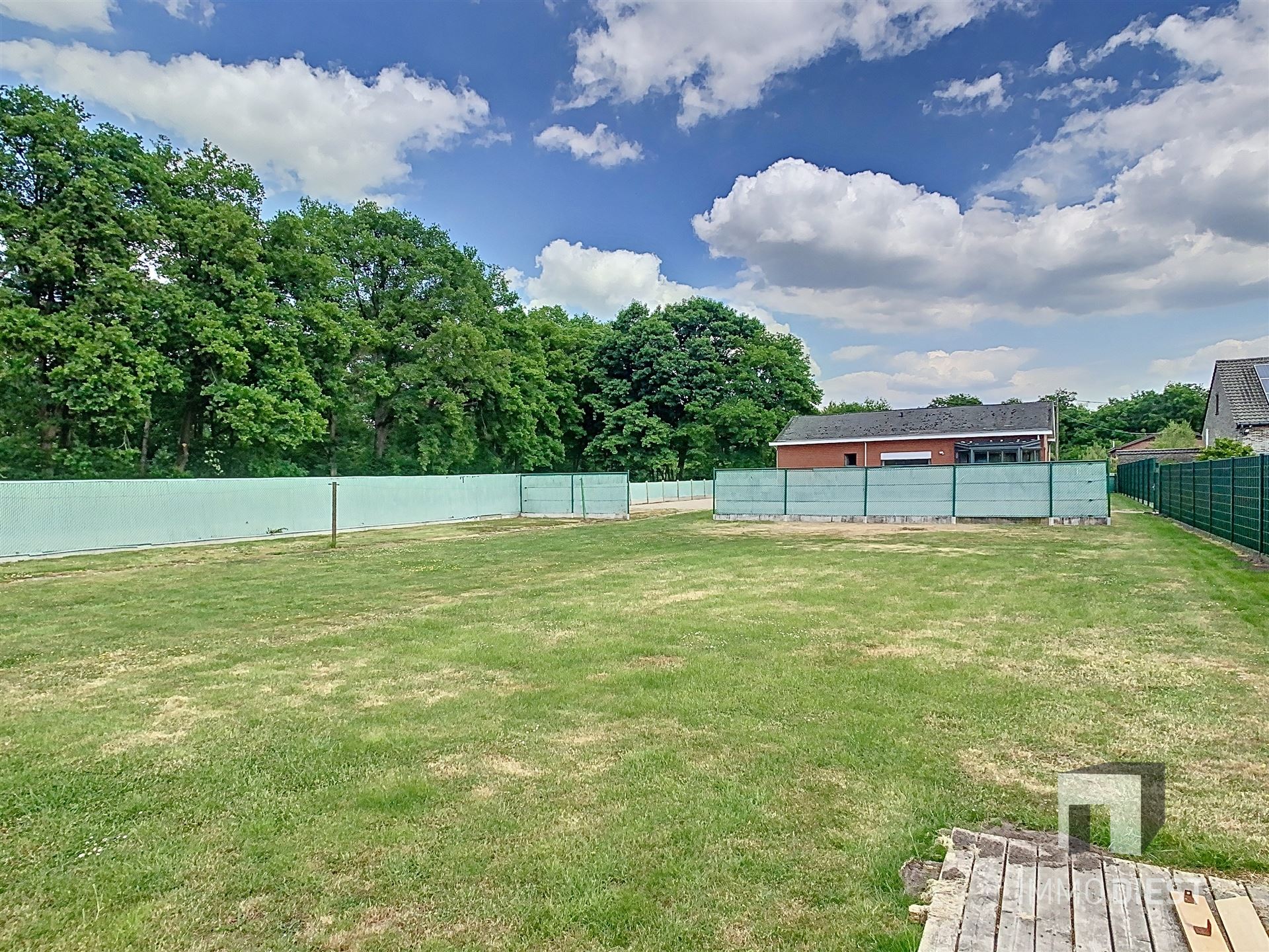 Te renoveren woning op 20,87are &  prachtige groene locatie foto 8