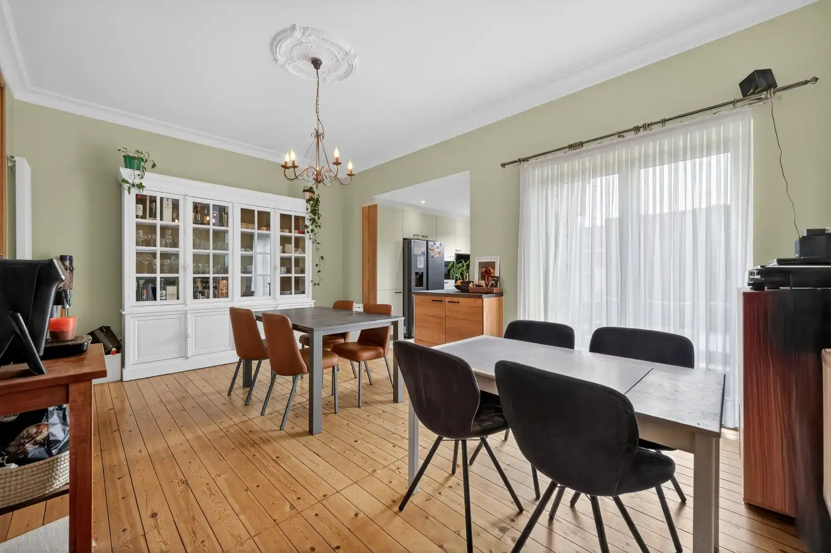 Ruime en instapklare woning met tal van mogelijkheden in Tienen. foto 9