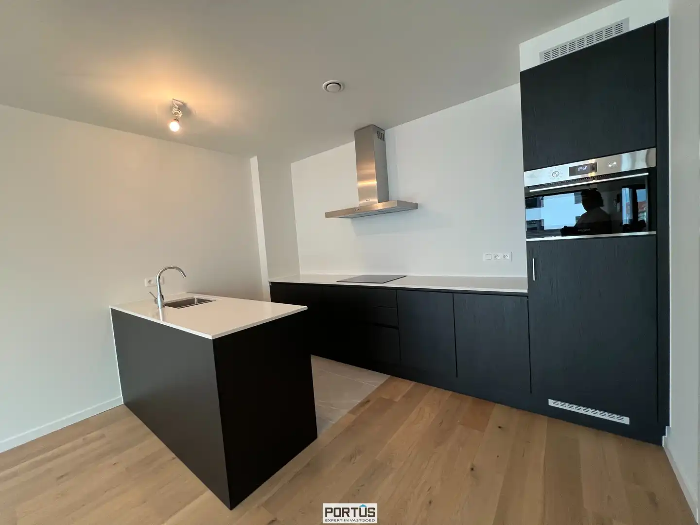 Instapklaar nieuwbouwappartement te koop met 1 slaapkamer in Residentie Portanic te Nieuwpoort foto 6