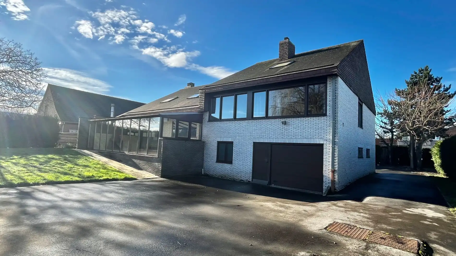 Grote woning op 1518 m² met 5 kamers & een grote garage foto 5