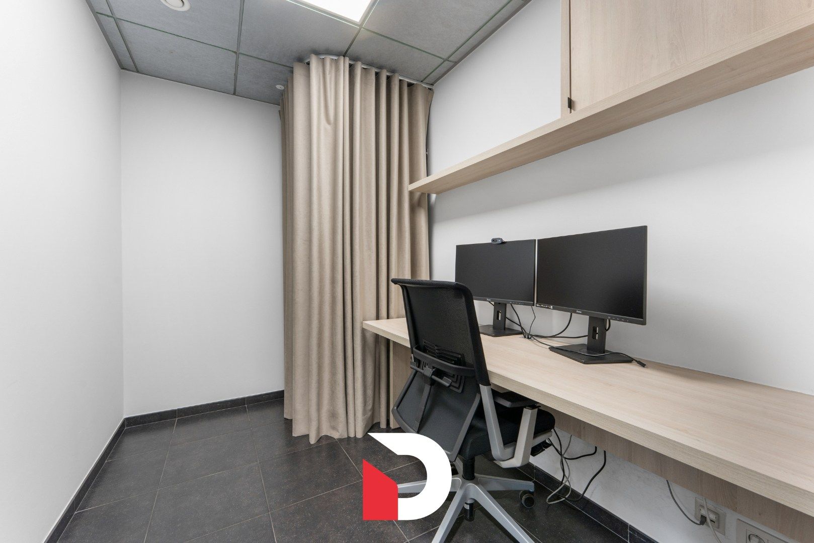 Instapklare en duurzame kantoorruimte van 310 m² te Kristus-Koning foto 19