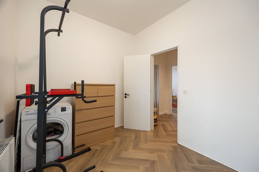 Instapklaar appartement, 3slpk,  incl staanplaats foto 14