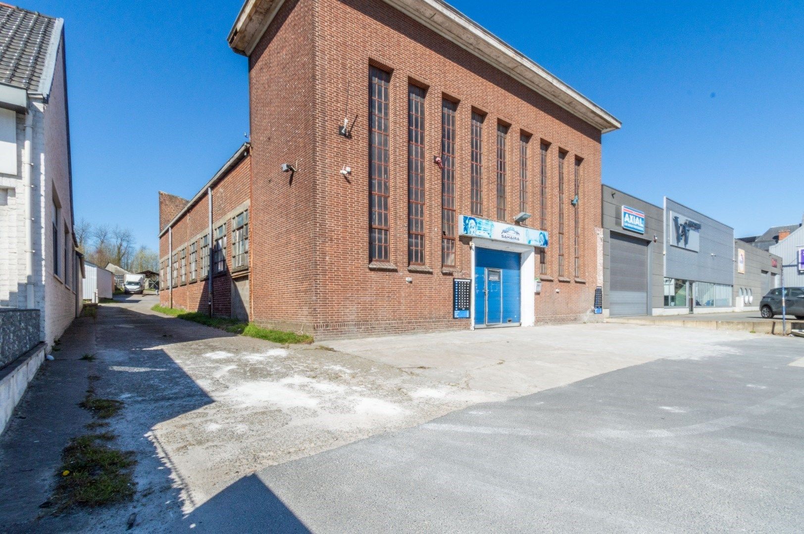 Een uitstekend gelegen geheel van KMO-units / werkplaatsen foto 14