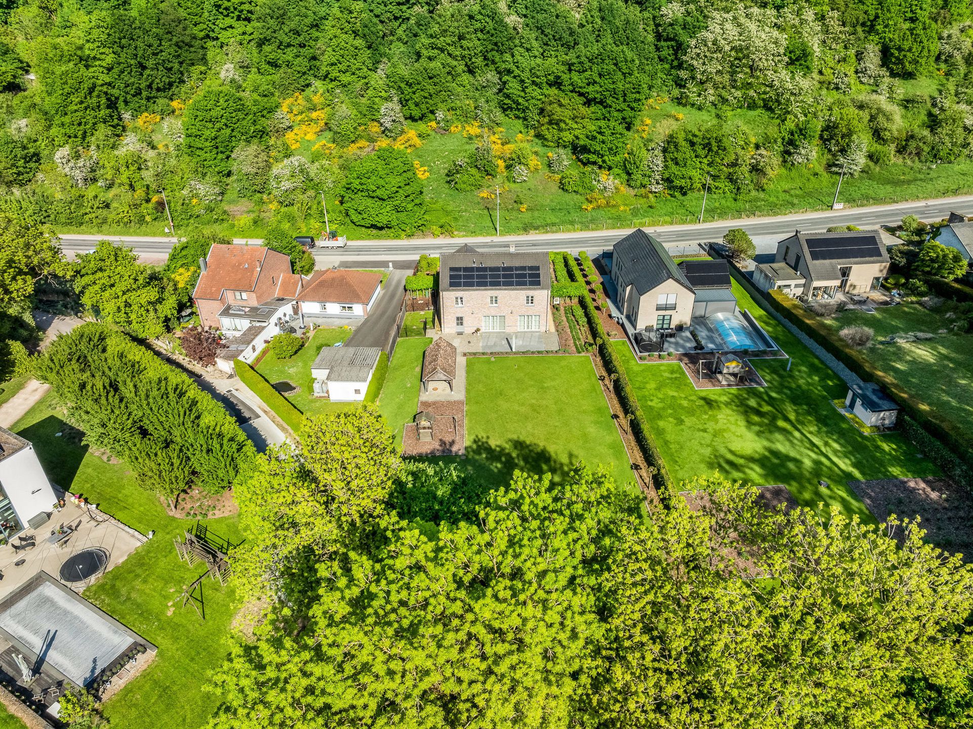Statige villa met zuidtuin op 19a90ca te Bassenge foto 47