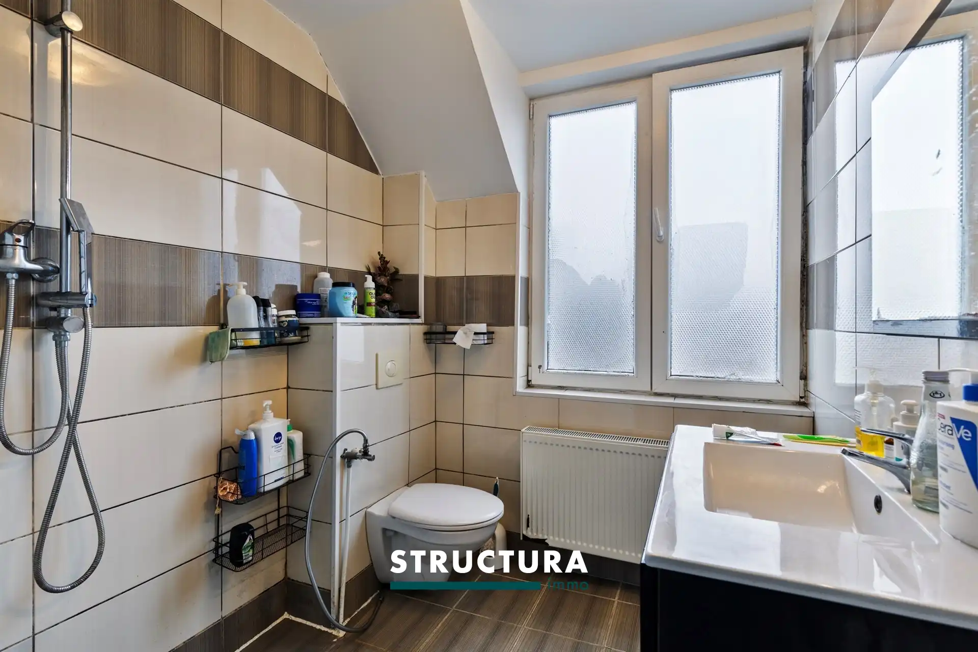 Eengezinswoning met 5 slaapkamers foto 13