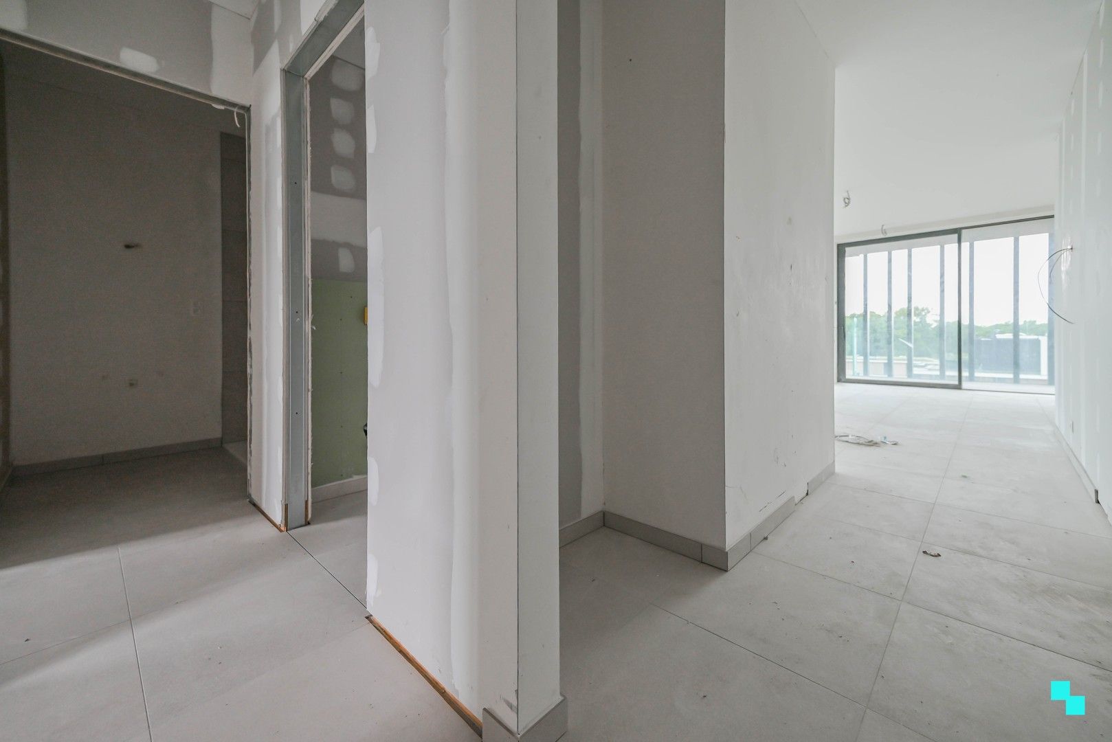 Hoekappartement in blok VI van residentie Blauwpoorte foto 4