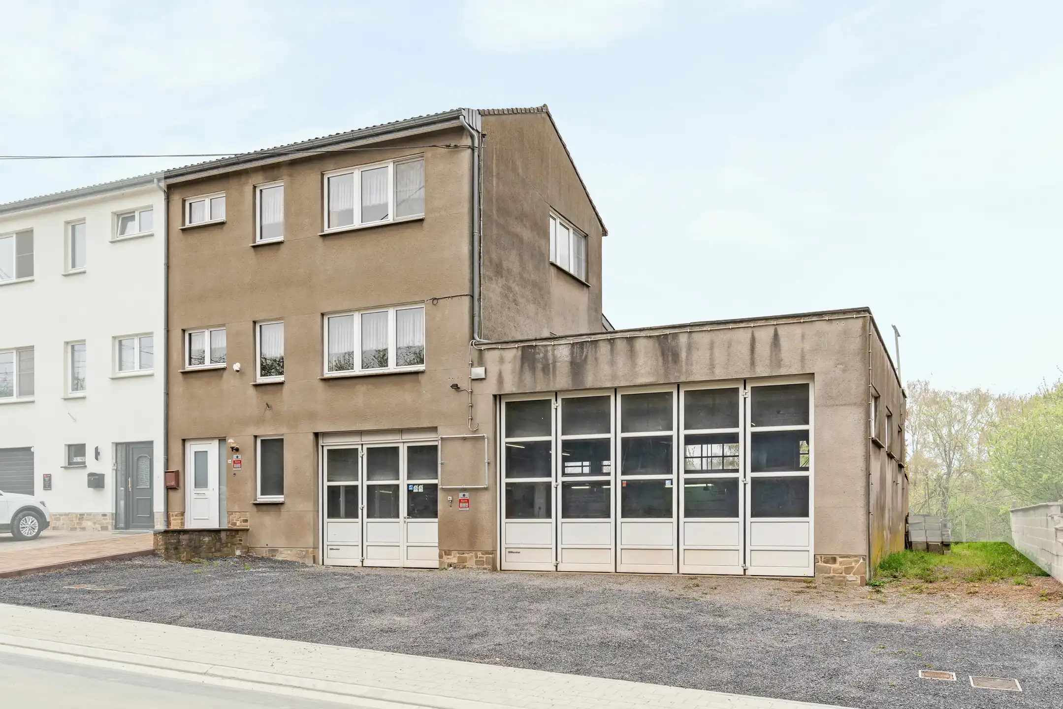 Woning met tal van mogelijkheden te Voeren. foto 33