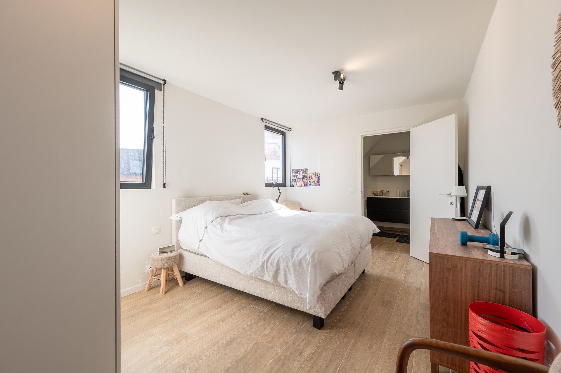 Ongemeubeld: nieuw duplexappartement in het centrum! foto 10