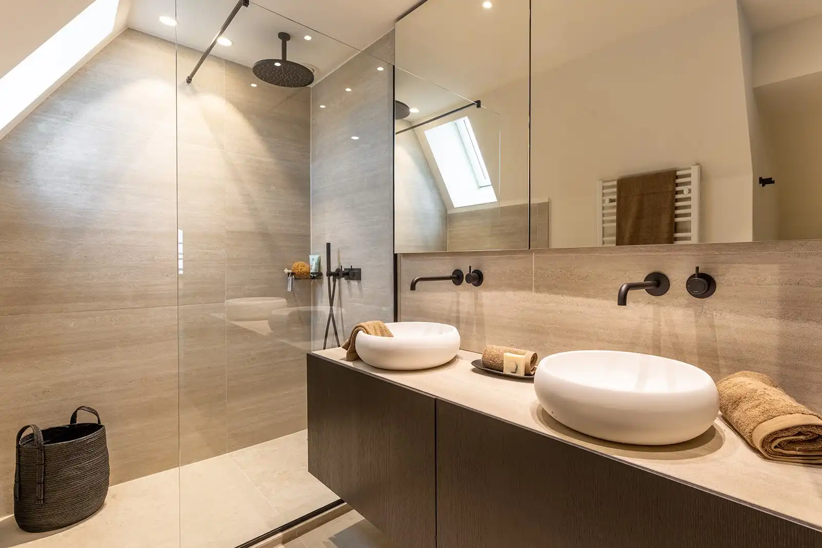 Exclusieve alleenstaande villa met 6 slaapkamers en zwembad aan de rand van Het Zoute. foto 27