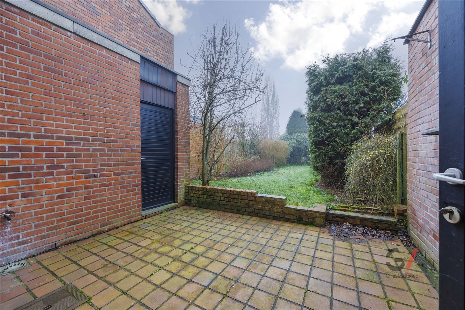 Charmante woning met ruime tuin foto 14