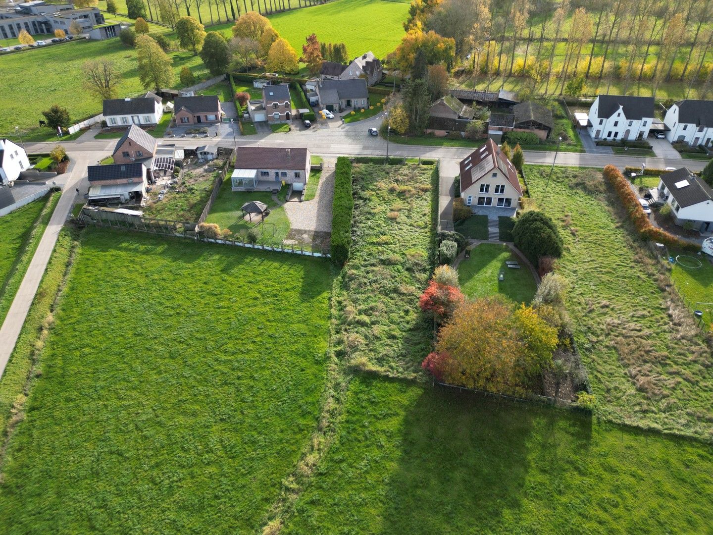 Ruime bouwgrond voor een vrijstaande woning in het gezellige Zoutleeuw foto 2