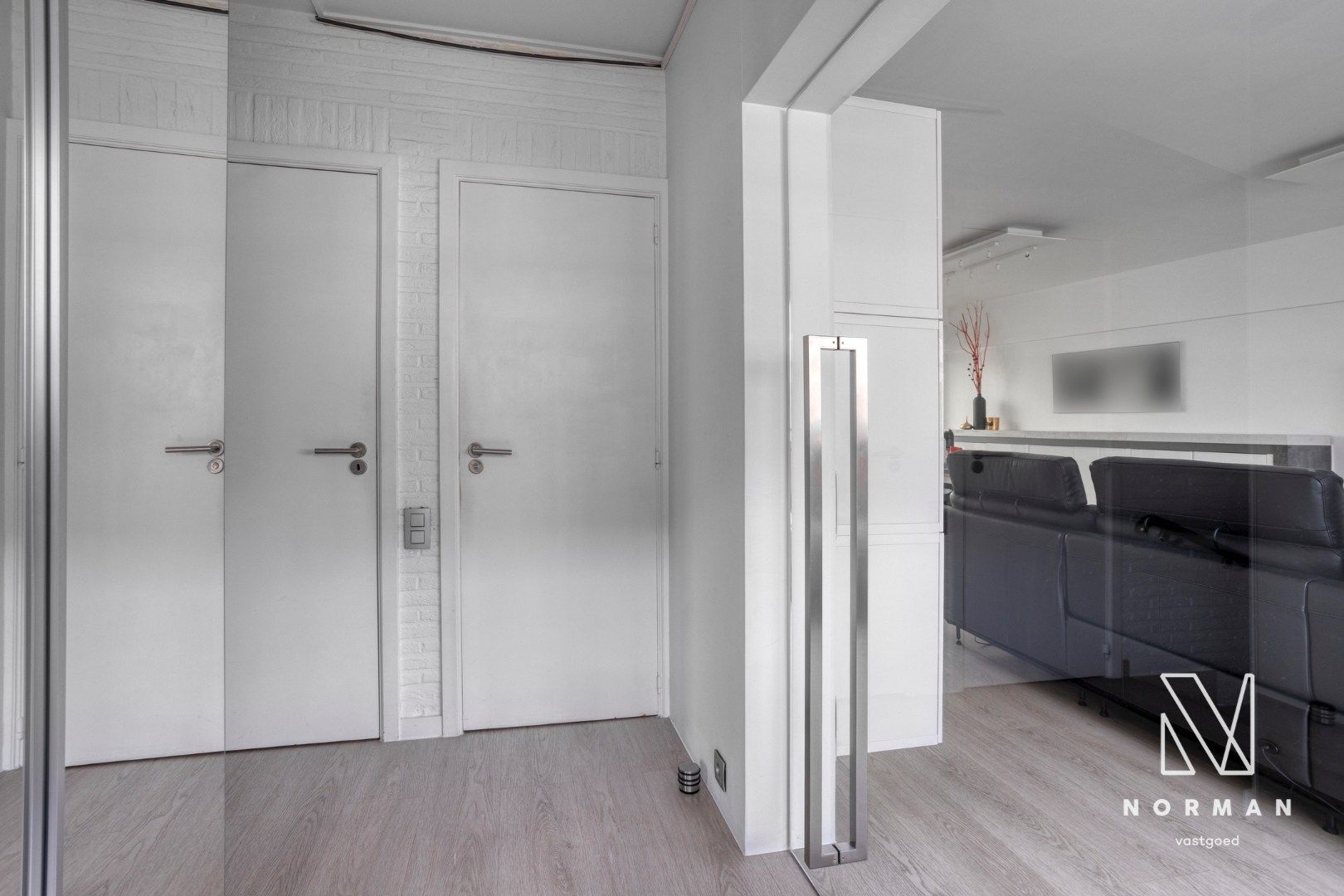 Duplex te koop in het centrum van Kuurne met 3 slaapkamers en een groot zongericht terras met tuinhuis.  foto 16