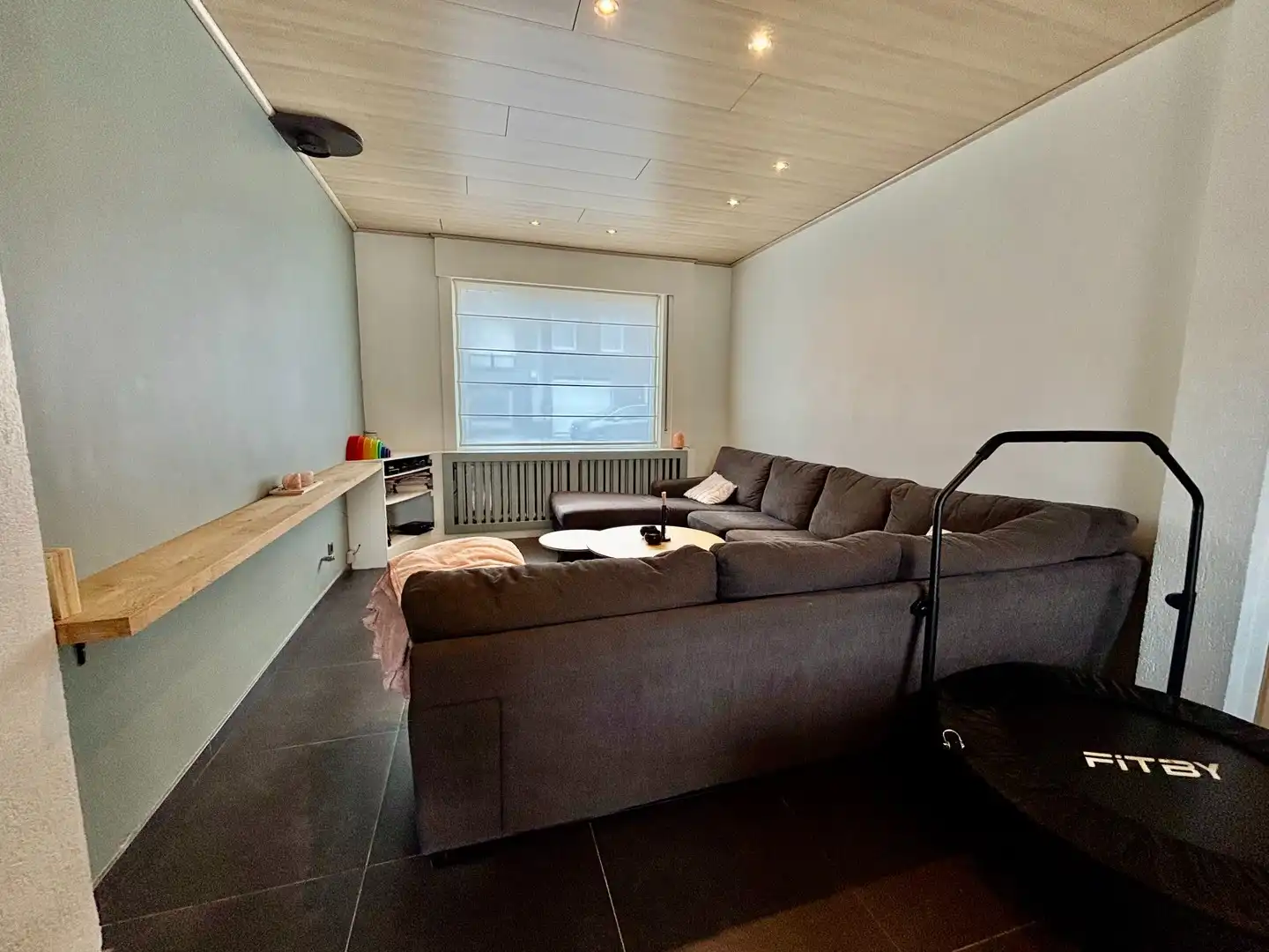 Instapklare halfopen bebouwing met veel ruimte, garage en zonnige tuin foto 3