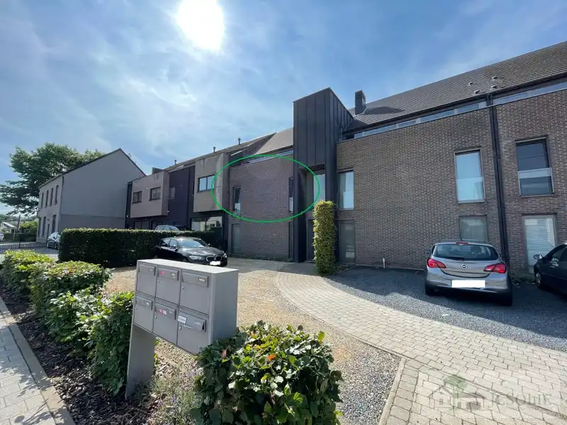 Tiptop verzorgd 2 slpk appartement met groot terras foto {{pictureIndex}}