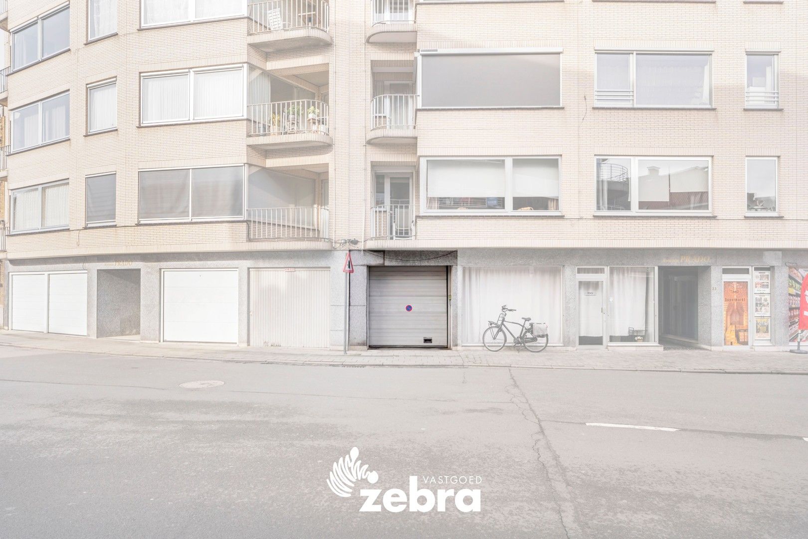 Instapklaar appartement met 2 slaapkamers op wandelafstand van de markt van Roeselare! foto 15