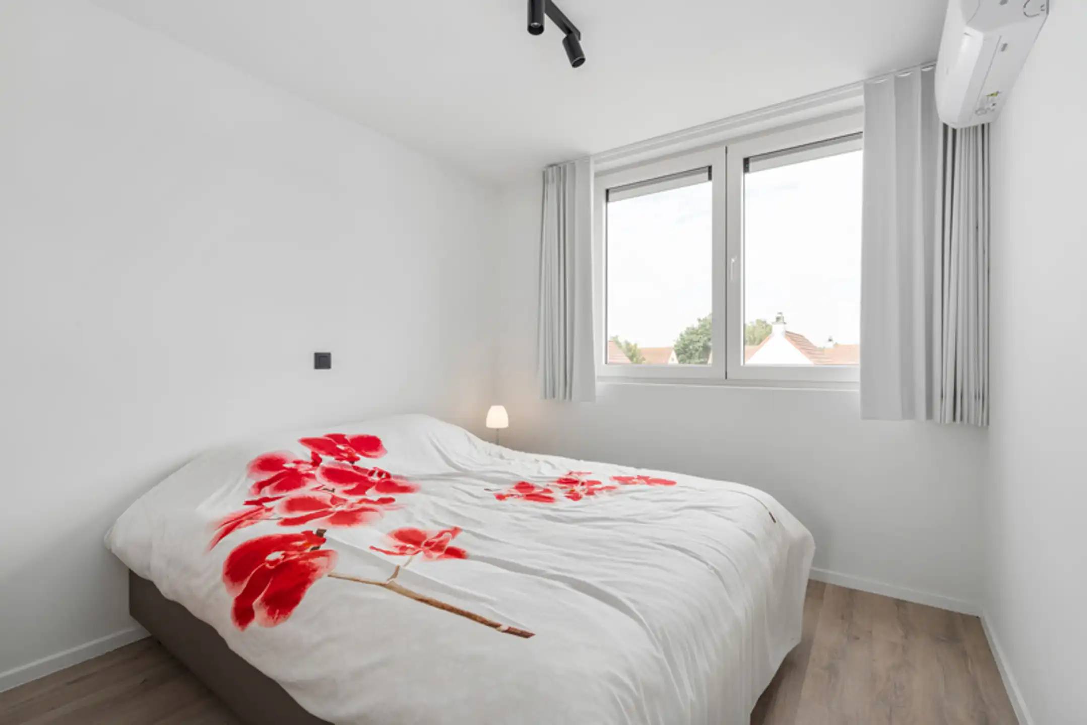 Instapklare vakantiewoningen, eigen gebruik of investering! foto 37