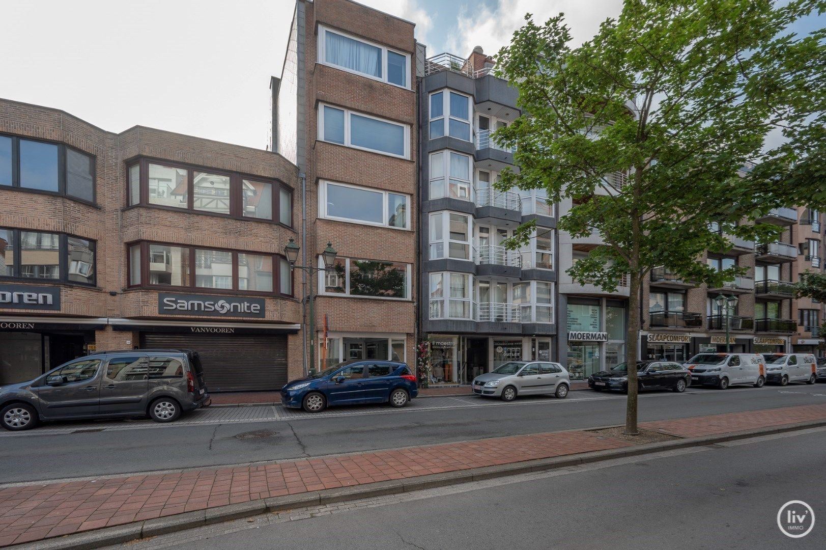 "Modern 2-slaapkamer appartement centraal gelegen op de Lippenslaan te Knokke.  foto 16