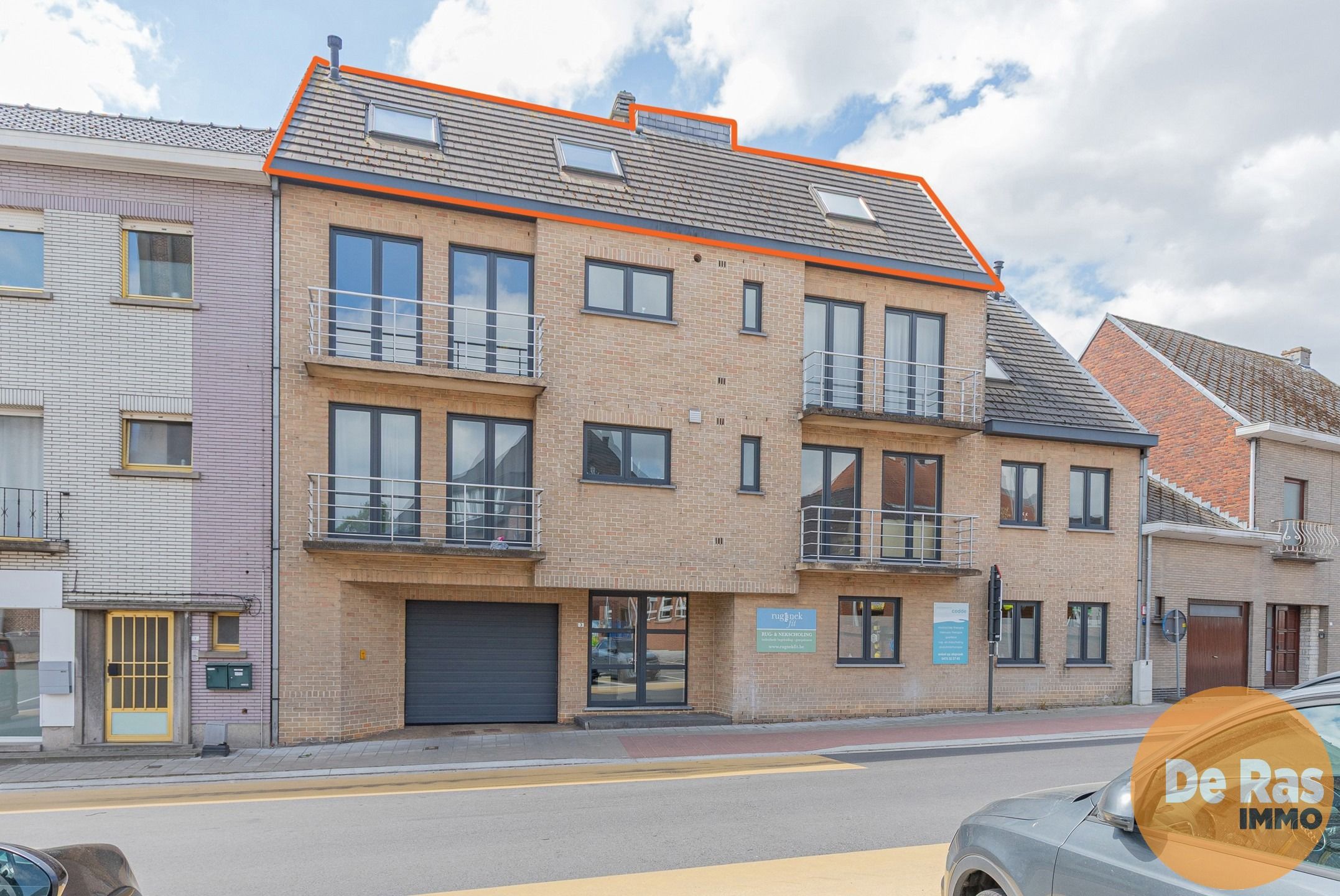 BURST - Instapklaar dakappartement met staanplaats foto 2