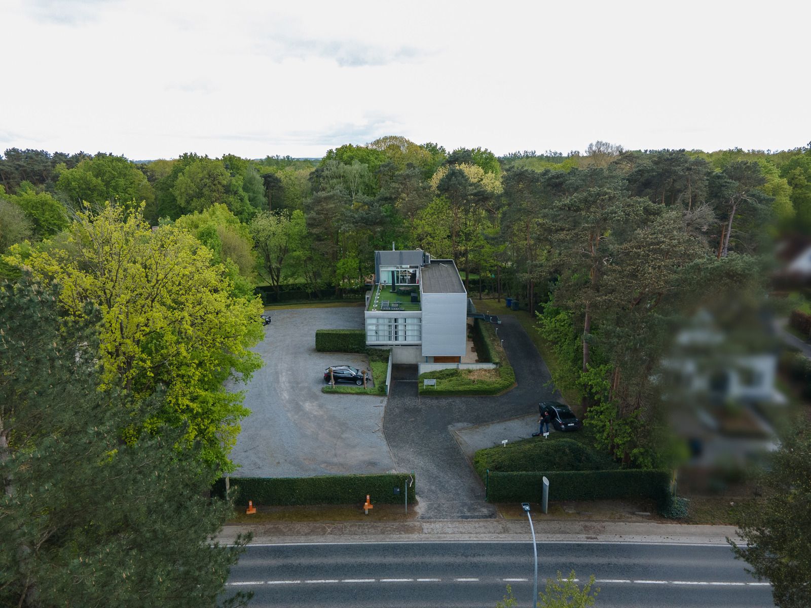 Kantoren met woonst en ruime parking in Tremelo te koop foto 23