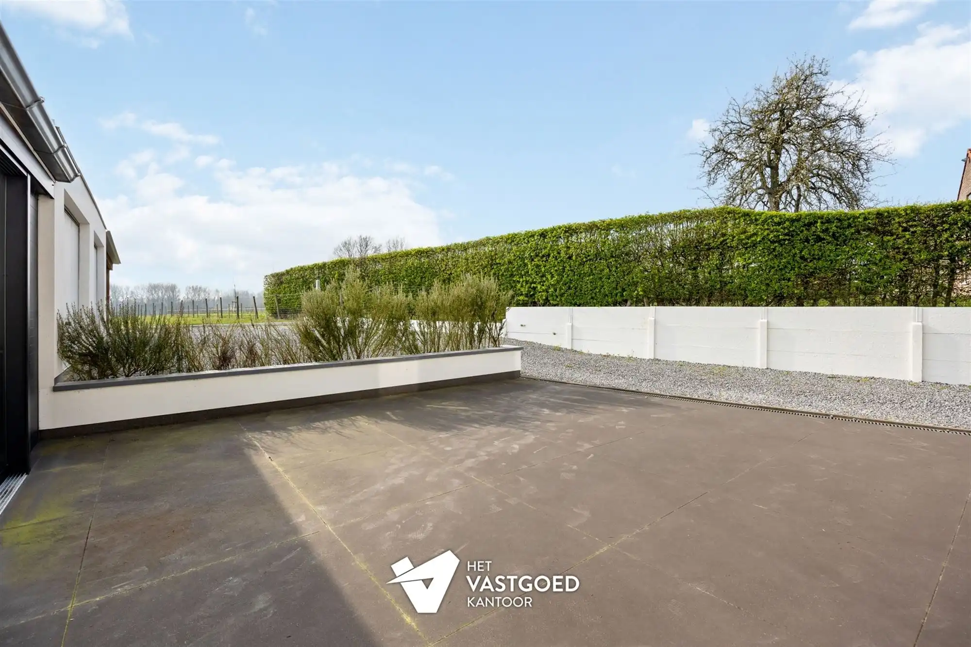 PERFECT ONDERHOUDEN GELIJKVLOERS APPARTEMENT (146M²) MET 3 SLAAPKAMERS EN TERRAS TE HASSELT foto 22